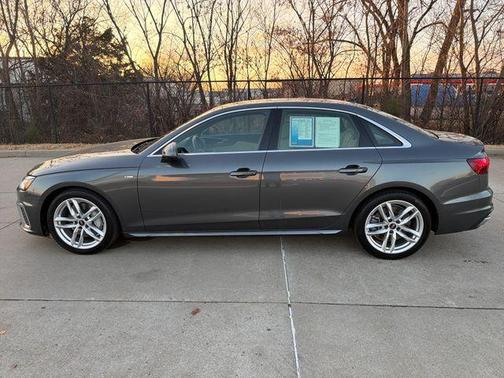 2022 Audi A4 45 S line Premium Plus