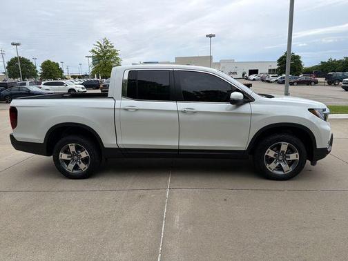 Platinum White Pearl 2026 Honda Ridgeline RTL