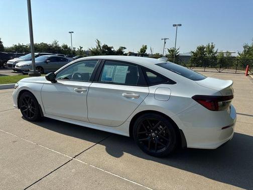 2025 Honda Civic Hybrid