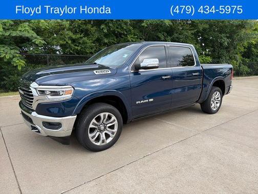 Patriot Blue Pearlcoat 2019 RAM 1500 Longhorn