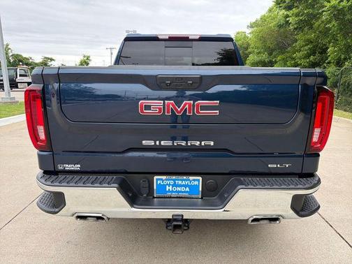Pacific Blue Metallic 2023 GMC Sierra 1500 SLT