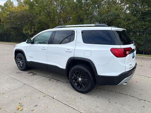 2019 GMC Acadia SLT-1