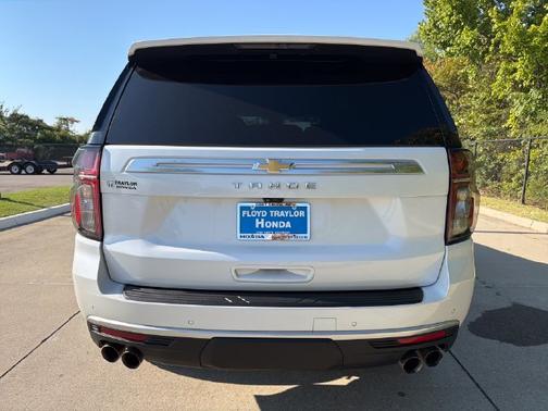 Iridescent Pearl Tricoat 2024 Chevrolet Tahoe High Country