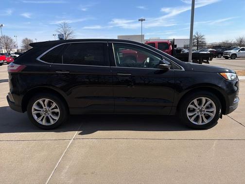 Black Metallic 2024 Ford Edge Titanium