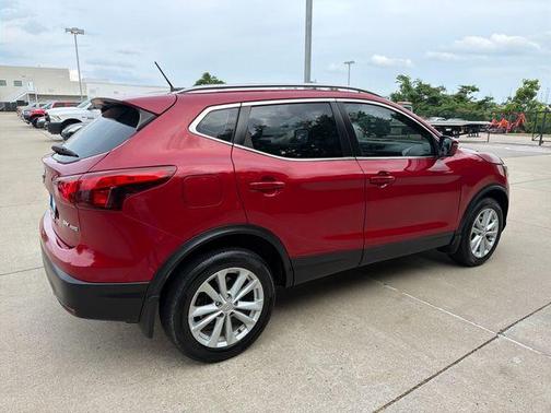 Palatial Ruby 2017 Nissan Rogue Sport SV