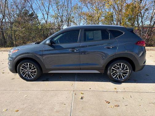 2021 Hyundai TUCSON SEL