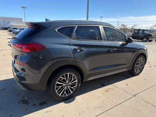 2021 Hyundai TUCSON SEL