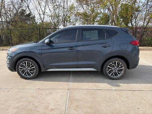 2021 Hyundai TUCSON SEL