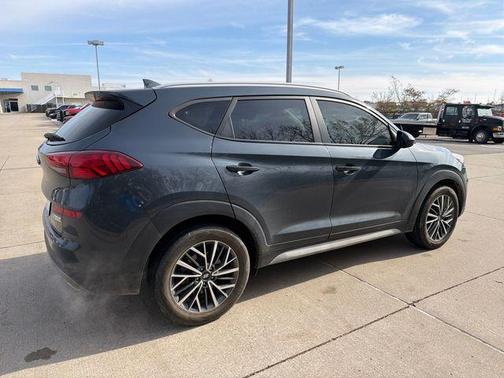 2021 Hyundai TUCSON SEL