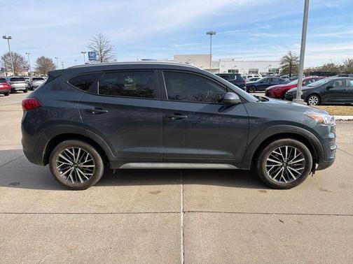 2021 Hyundai TUCSON SEL