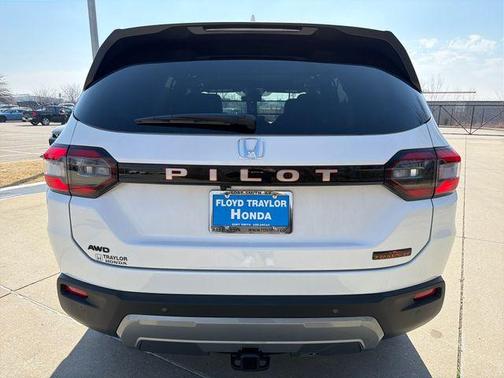 2026 Honda Pilot TrailSport