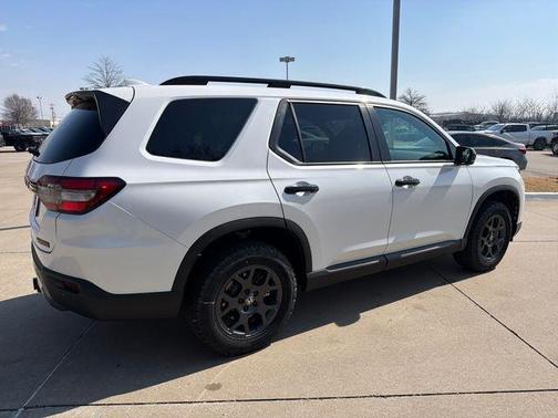 2026 Honda Pilot TrailSport