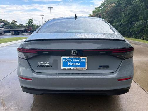 Crystal Black Pearl 2026 Honda Accord Hybrid Sport