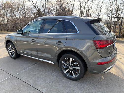 2024 Audi Q5 45 S line quattro Premium