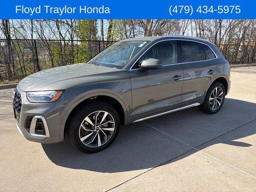 2024 Audi Q5 45 S line quattro Premium