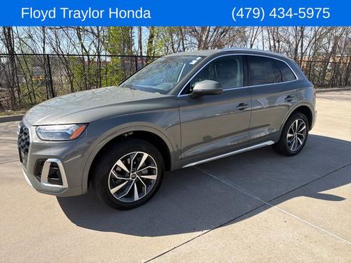 Gray 2024 Audi Q5 45 S line Premium