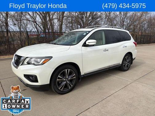 2017 Nissan Pathfinder Platinum