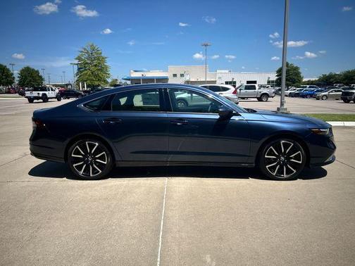 2025 Honda Accord Hybrid Touring