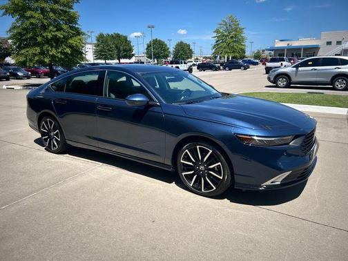 2025 Honda Accord Hybrid Touring