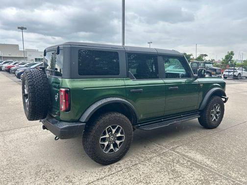 2023 Ford Bronco Badlands