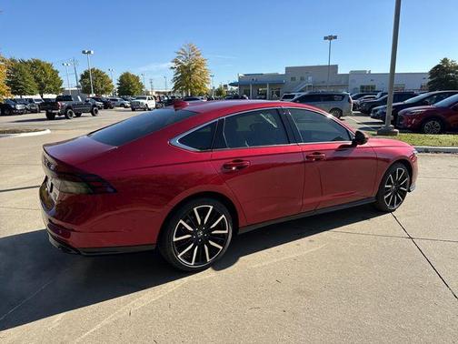 2025 Honda Accord Hybrid Touring