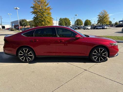 2025 Honda Accord Hybrid Touring