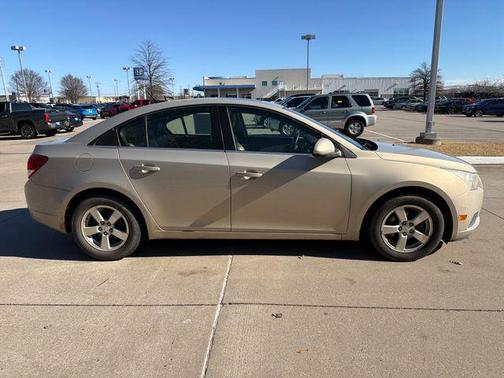 2011 Chevrolet Cruze 2LT