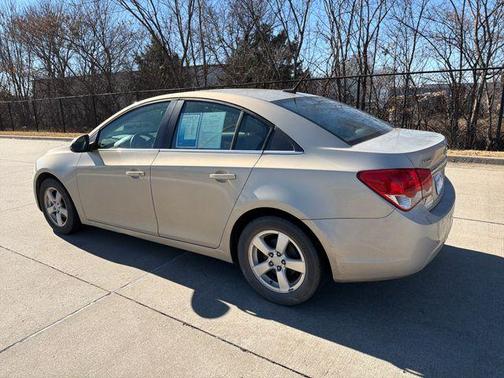 2011 Chevrolet Cruze 2LT