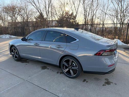 2025 Honda Accord Hybrid Sport