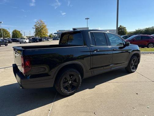 2022 Honda Ridgeline Black Edition
