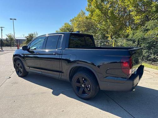2022 Honda Ridgeline Black Edition