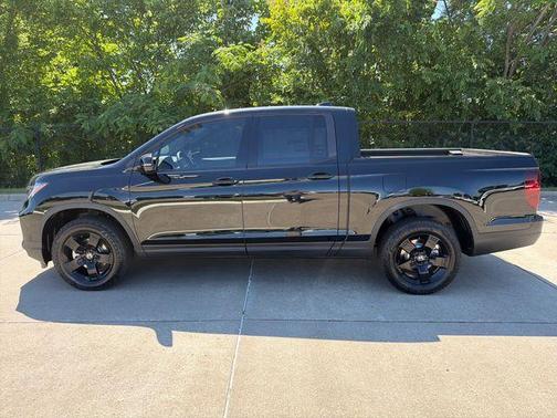 Crystal Black Pearl 2026 Honda Ridgeline Black Edition