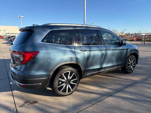 2022 Honda Pilot Elite