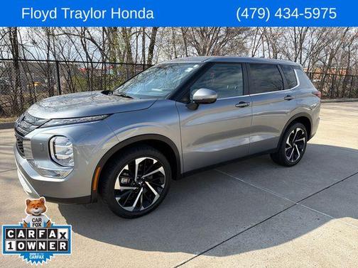 2024 Mitsubishi Outlander SE