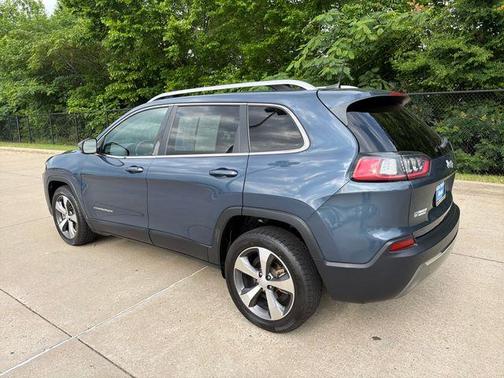 Slate Blue Pearlcoat 2020 Jeep Cherokee Limited