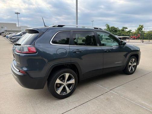 Slate Blue Pearlcoat 2020 Jeep Cherokee Limited