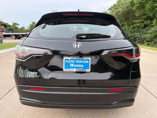 Crystal Black Pearl 2024 Honda HR-V LX