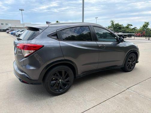 Modern Steel Metallic 2022 Honda HR-V Sport
