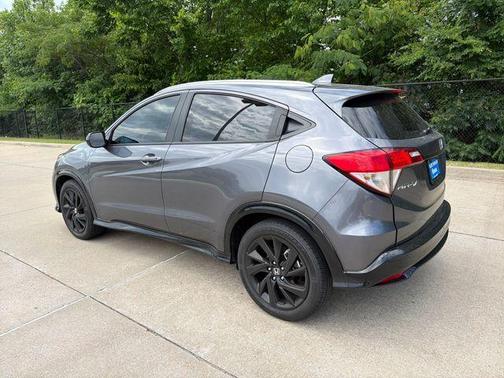 Modern Steel Metallic 2022 Honda HR-V Sport