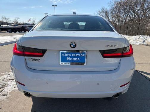 2025 BMW 330 i xDrive