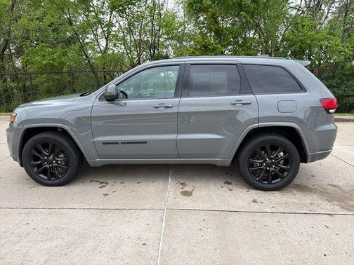2020 Jeep Grand Cherokee Altitude