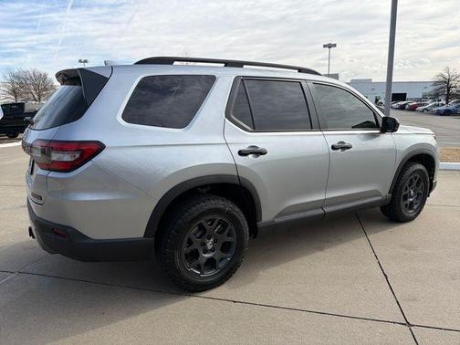 2026 Honda Pilot TrailSport