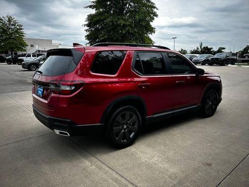 2025 Honda Pilot Sport
