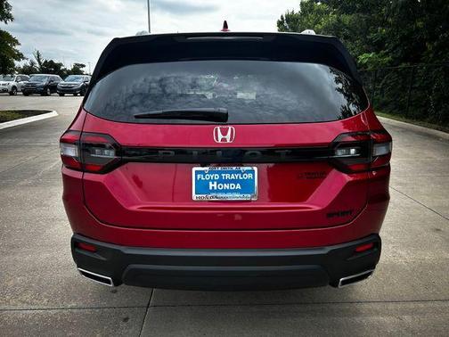 2025 Honda Pilot Sport