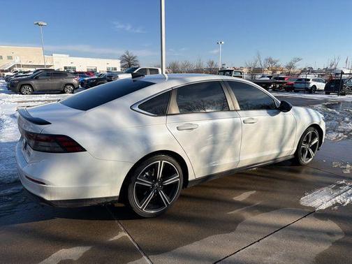 2024 Honda Accord Hybrid Sport