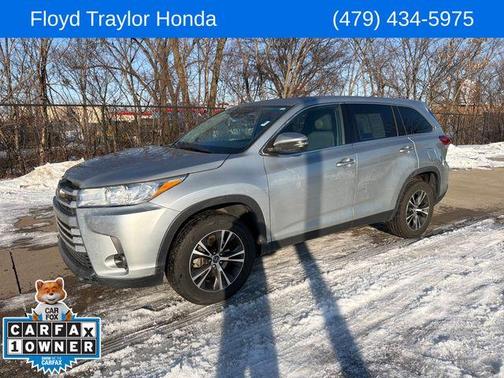 2019 Toyota Highlander LE