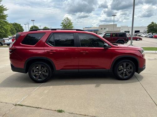 2025 Honda Pilot Sport