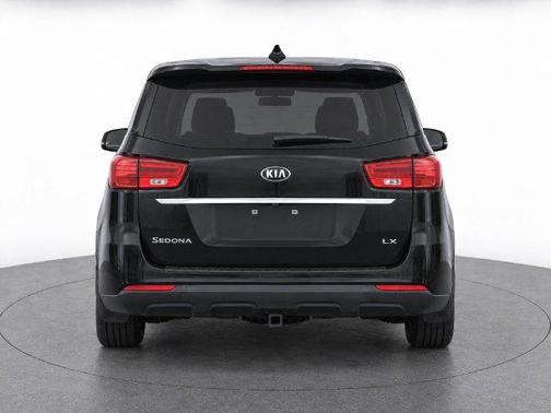 Aurora Black 2021 Kia Sedona LX
