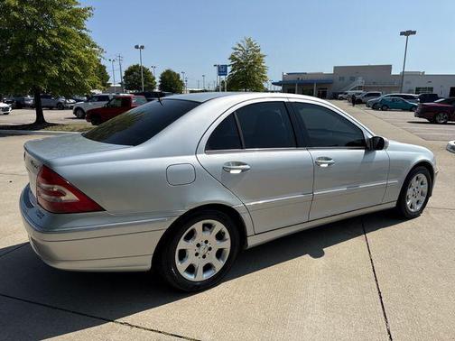 2006 Mercedes-Benz C-Class 