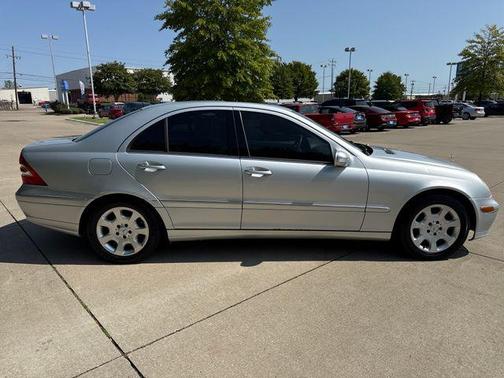 2006 Mercedes-Benz C-Class 